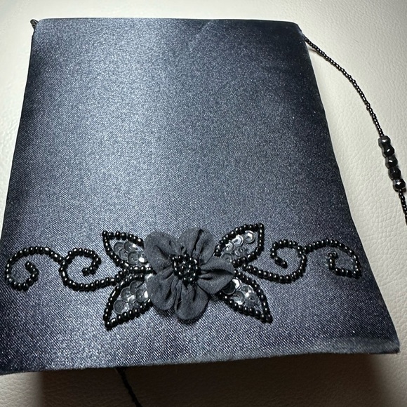 Vintage Black Satin Jessica McClintock Evening Bag in Great Condition. - Picture 1 of 6